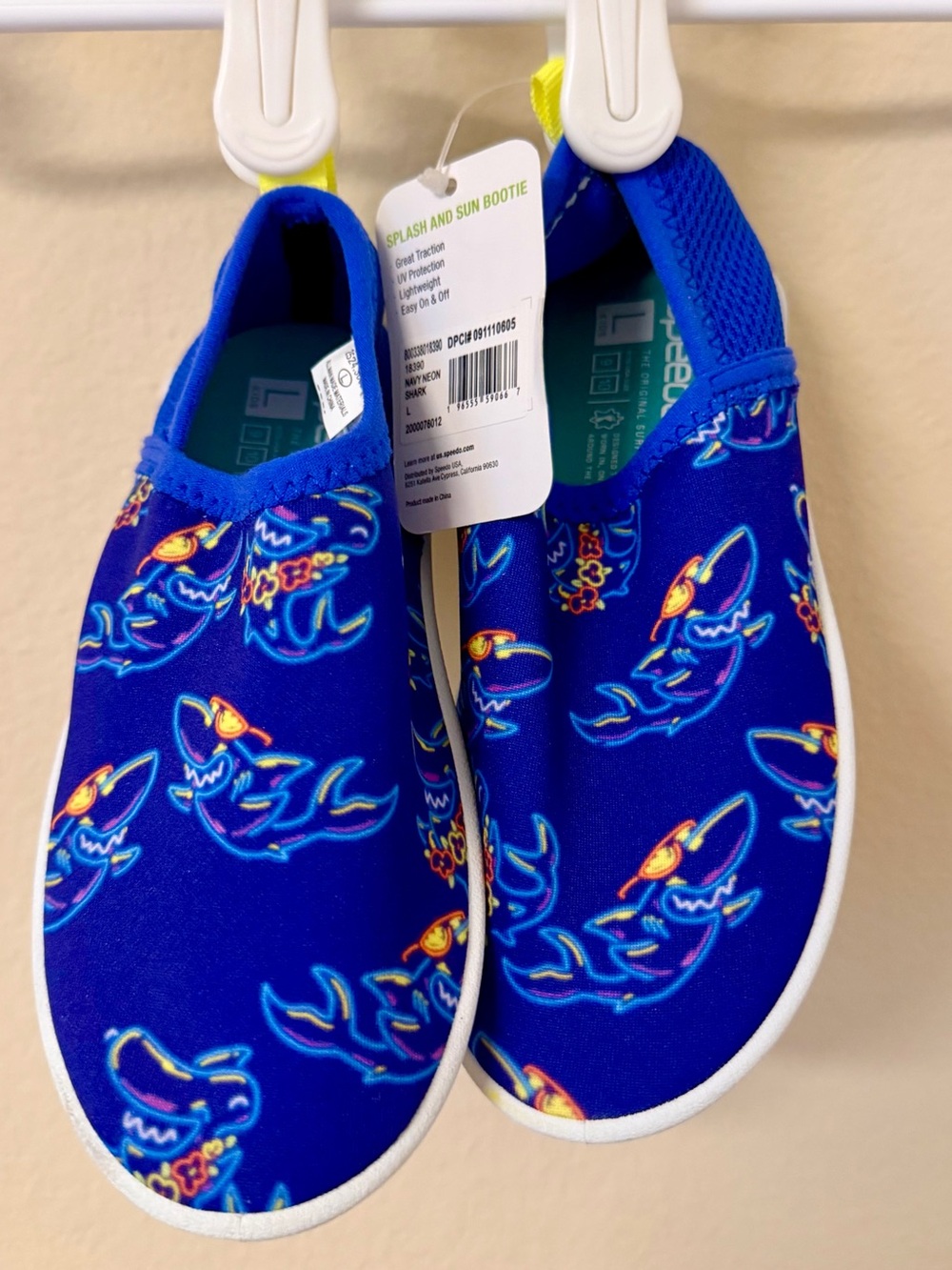 NWT Speedo Splash + Sun Bootie (Navy Neon Shark, size L)